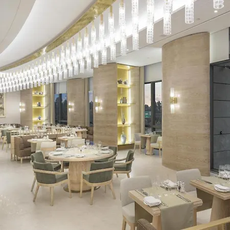 Szálloda Grand Hyatt Istinyepark 5*