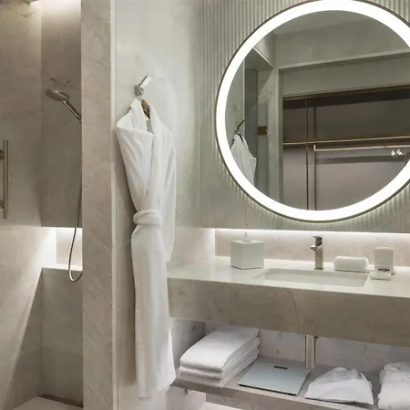 Hyatt Regency Istinyepark 5* İzmir