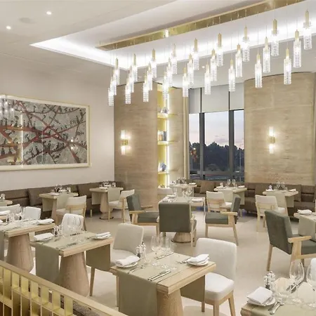 Hyatt Regency Istinyepark 5*