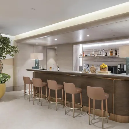 Hyatt Regency Istinyepark Szálloda